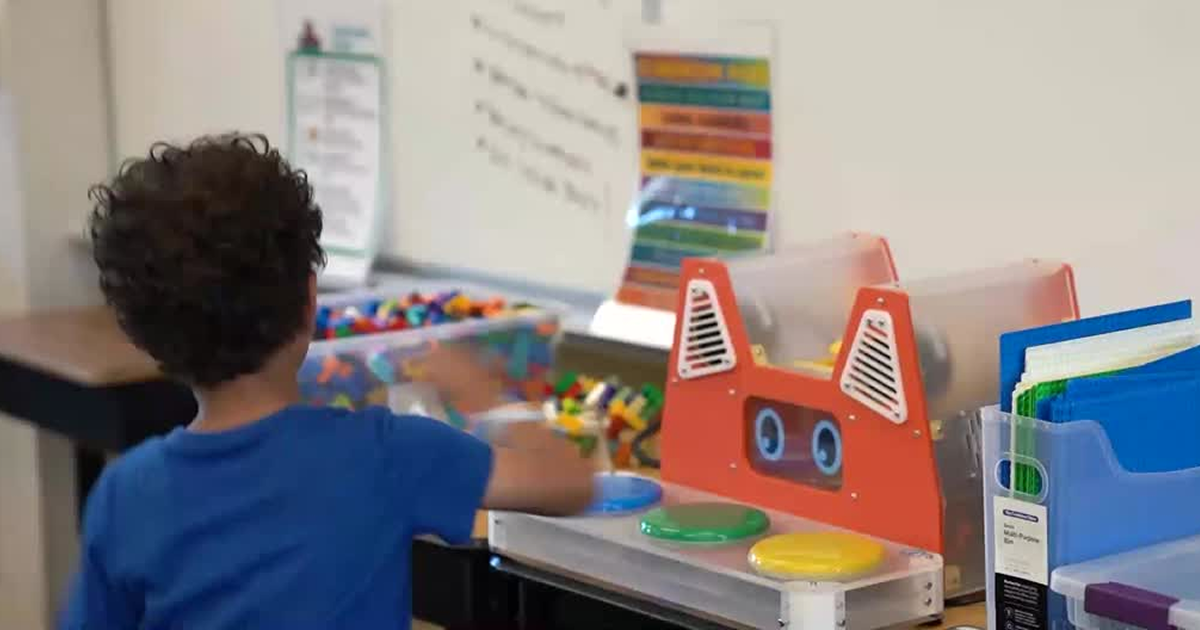 How Lando streamlined parent support without losing the human touch logo